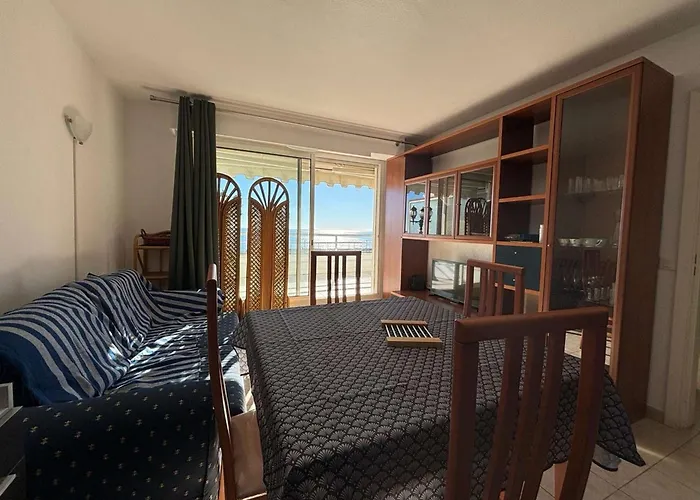 Appartement 3 Pieces Proche Plage A Cannes La Bocca - Fr-1-609-95
