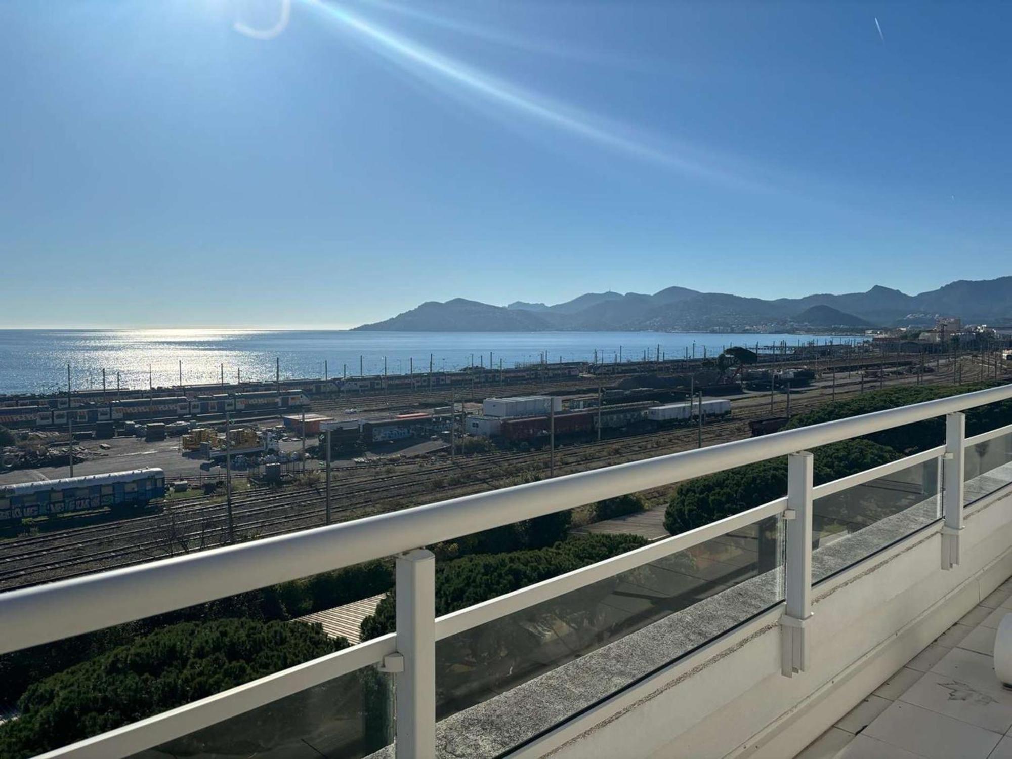 3 Pieces Proche A La Bocca - Fr-1-609-95 Appartement Cannes